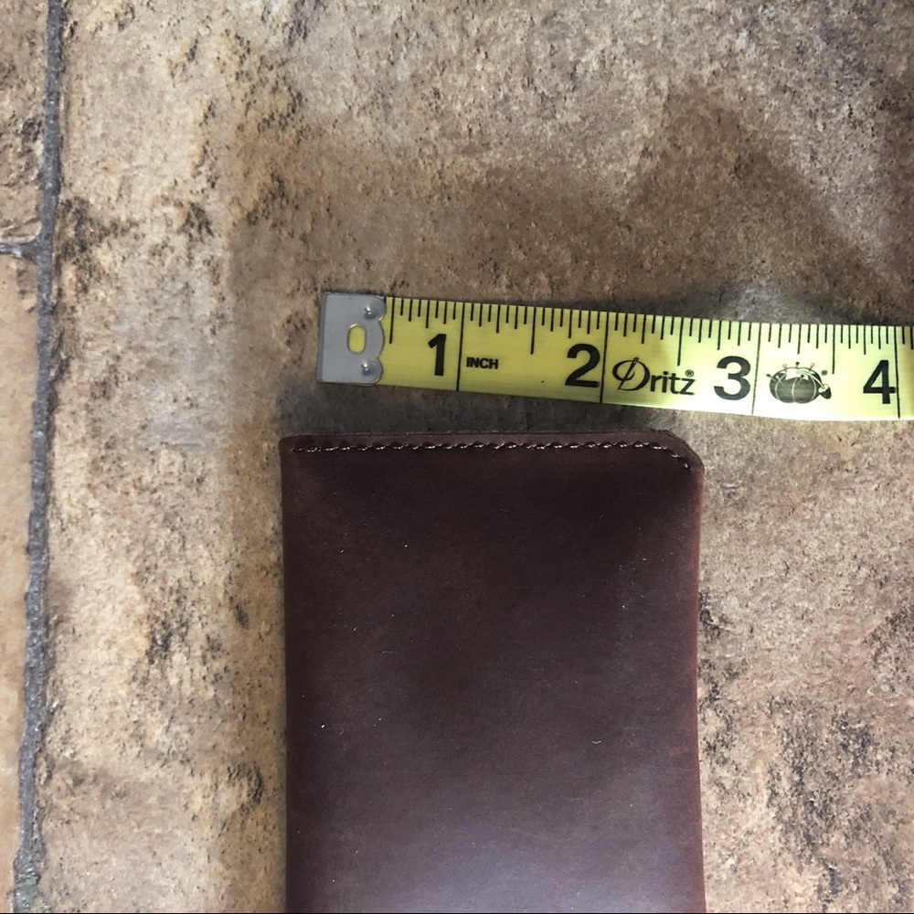 NIB Italian leather Slim wallet and cord holder - Picture 7 of 8